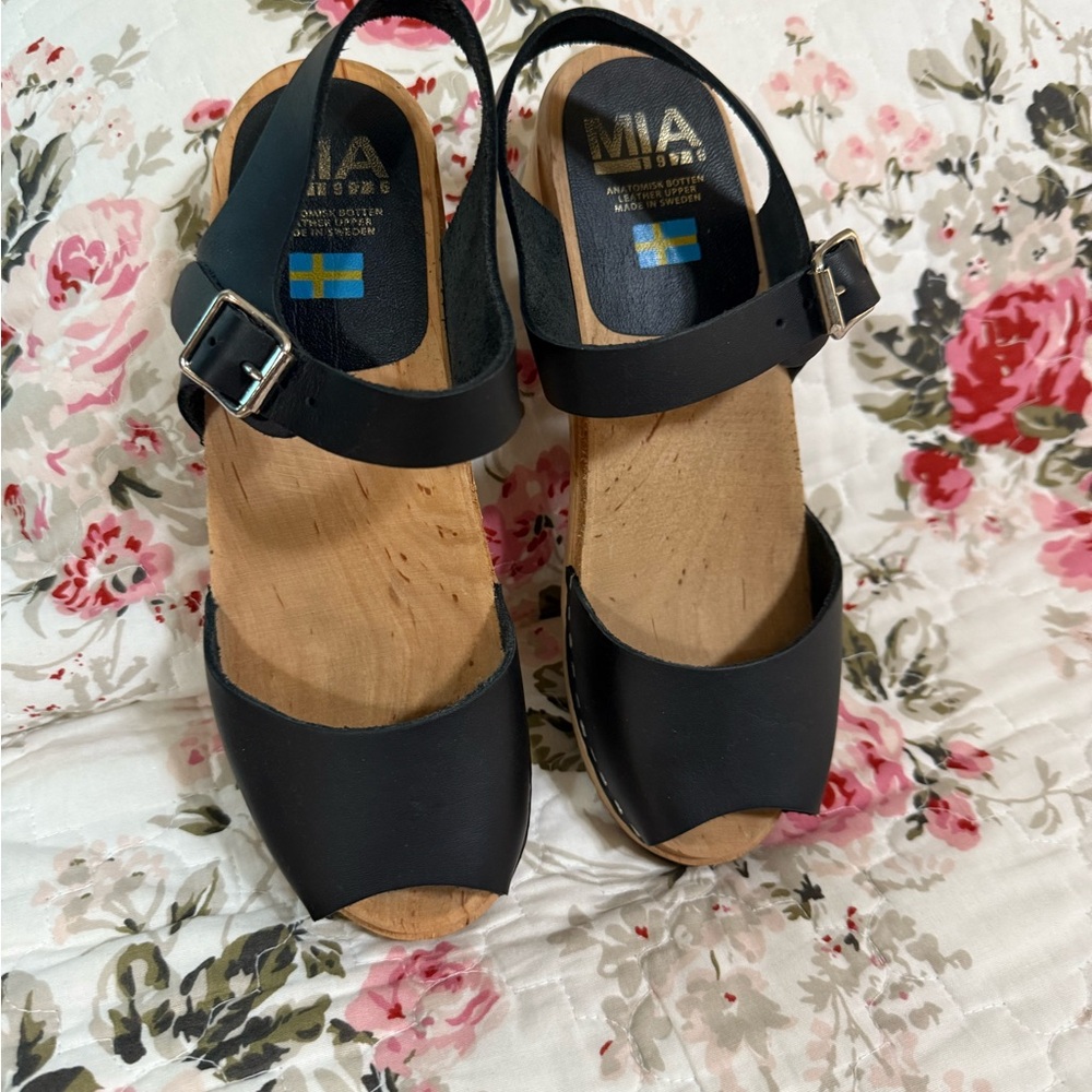 MIA Black Leather Women's Mules
